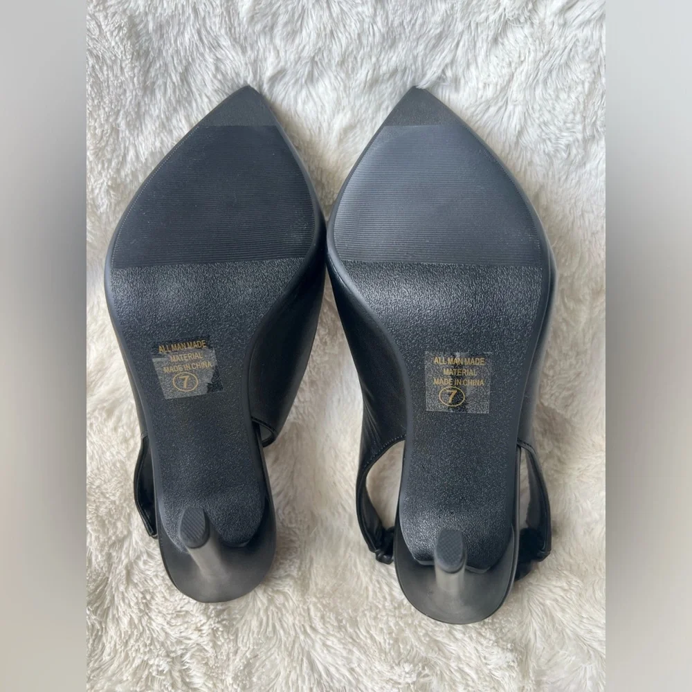 Delicious Black Heels with Slingback - Picture 5 of 7